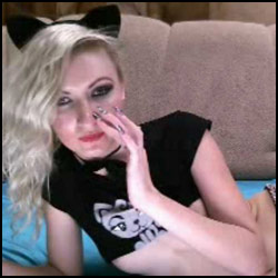blondpearll cam kitty ears claws