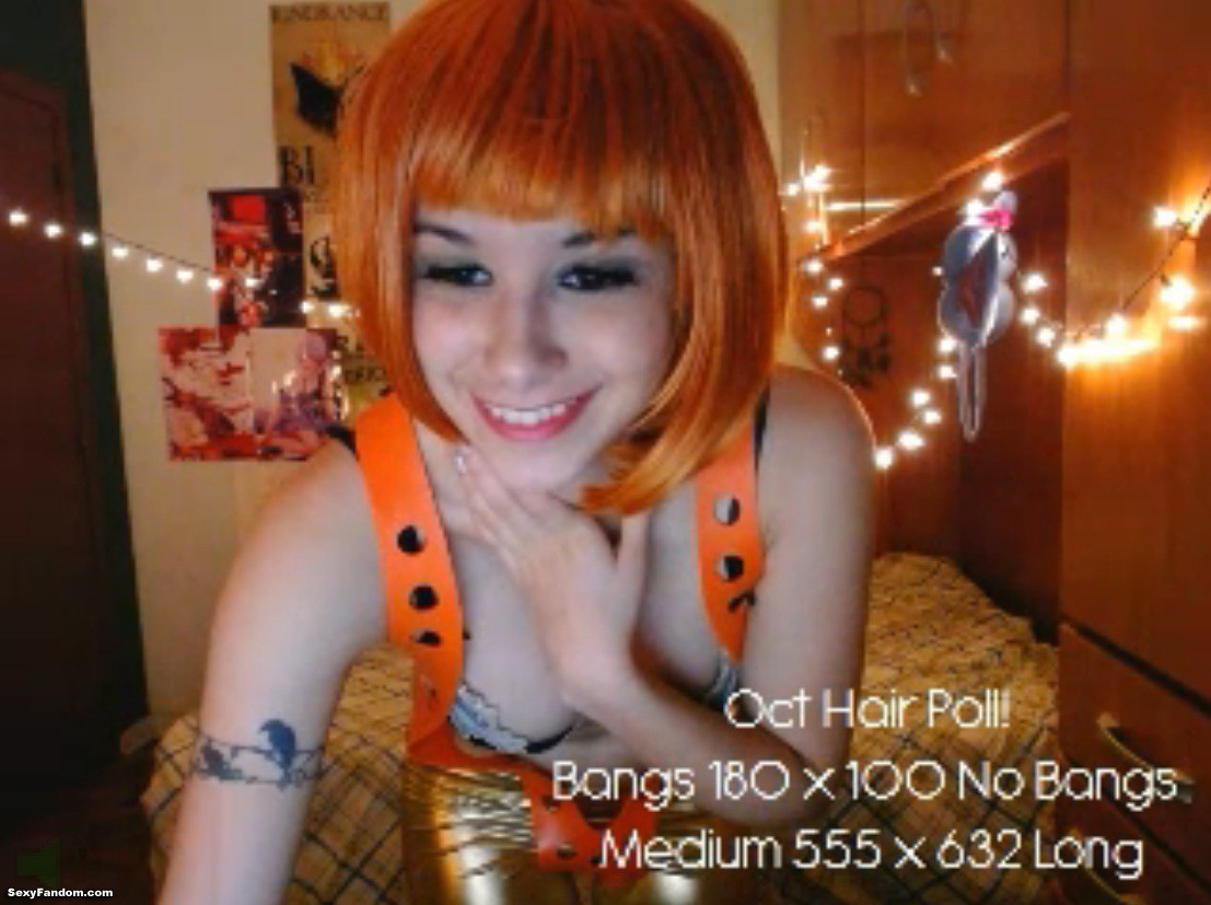 GweenBlack Cosplays Leeloo from The Fifth Element