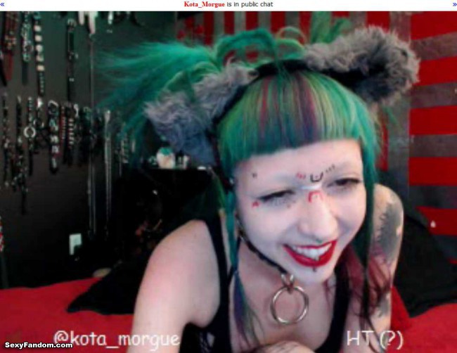 kota_morgue alien makeup kitty ears cam