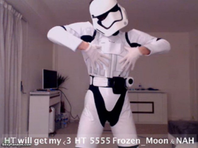 Stormtrooper Dance Party with LovelyKittie