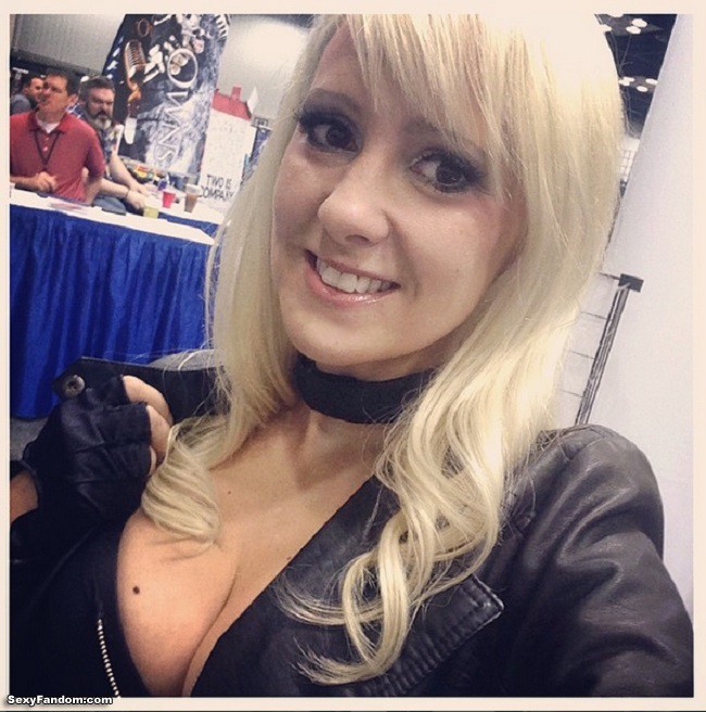 Raychul Moore's Black Canary Cosplay