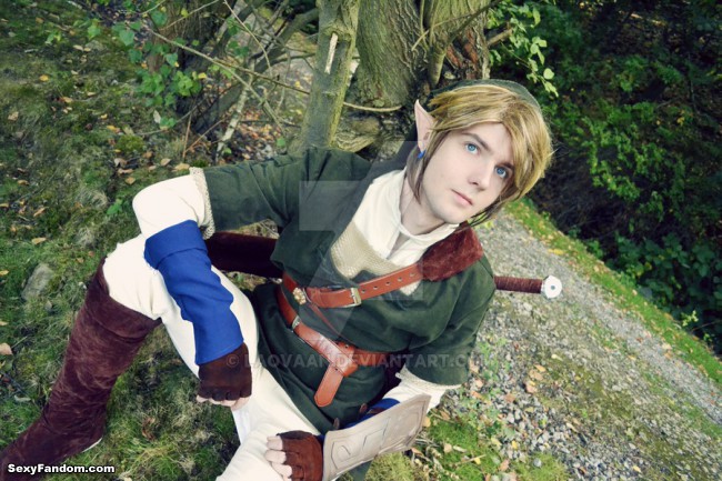 link_cosplay__8_by_laovaan-d5dom3g