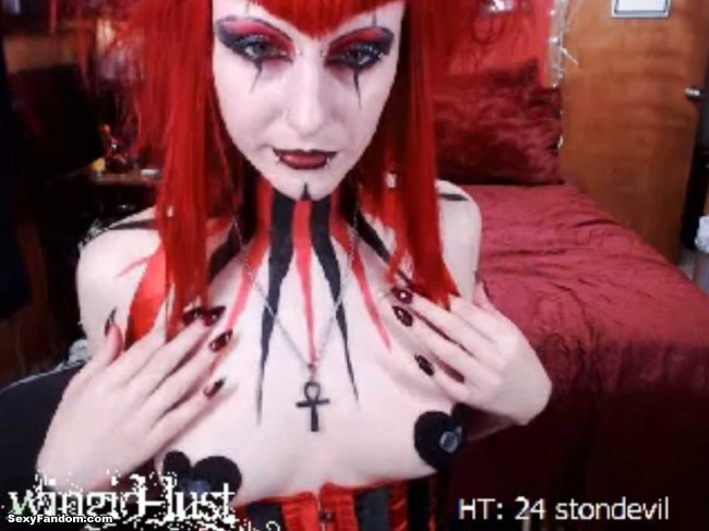 wing-id-lust-red-queen-cam-001