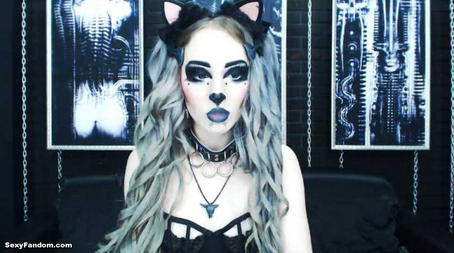 xandria-goddess-gothic-meow-cam-002