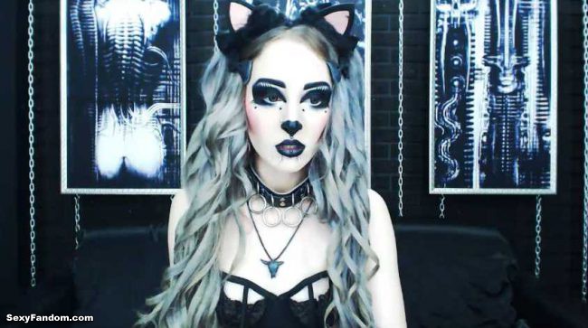 xandria-goddess-gothic-meow-cam-003