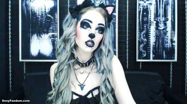 xandria-goddess-gothic-meow-cam-007
