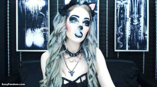 xandria-goddess-gothic-meow-cam-008