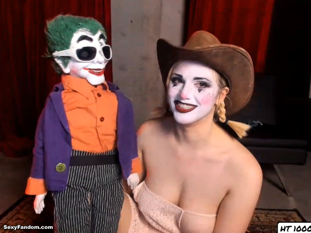 VeronicaChaos And Her Joker Pull Some Strings