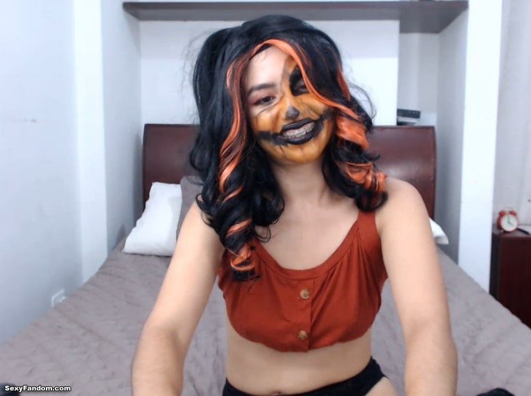 StephsFantasy Gives You Pumpkin, Spice And Everything Nice