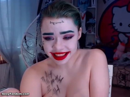 MySexyMia Is Gonna Hurt You Real, Real Bad