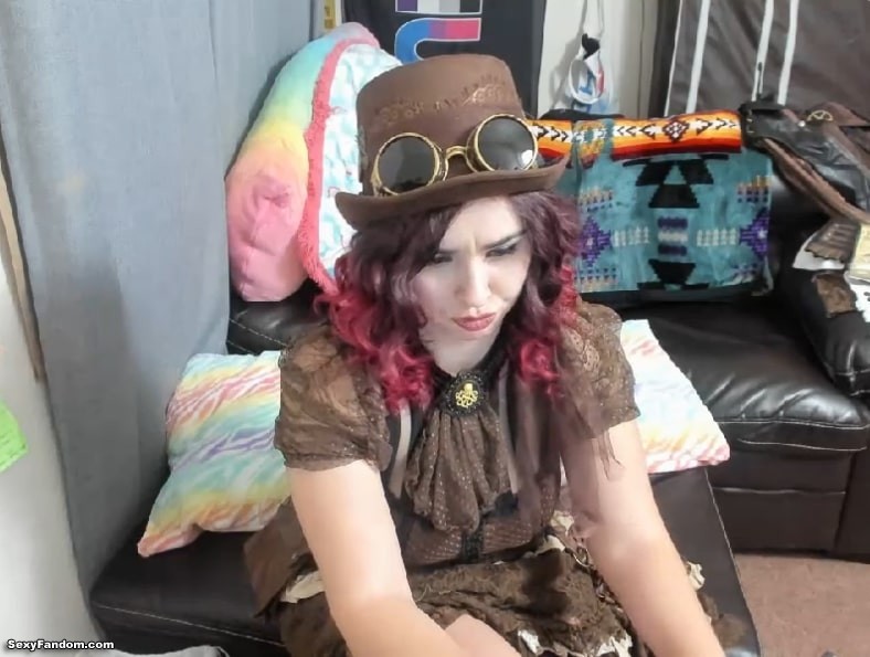 Alie_Garcia Does Some Steampunk Magic