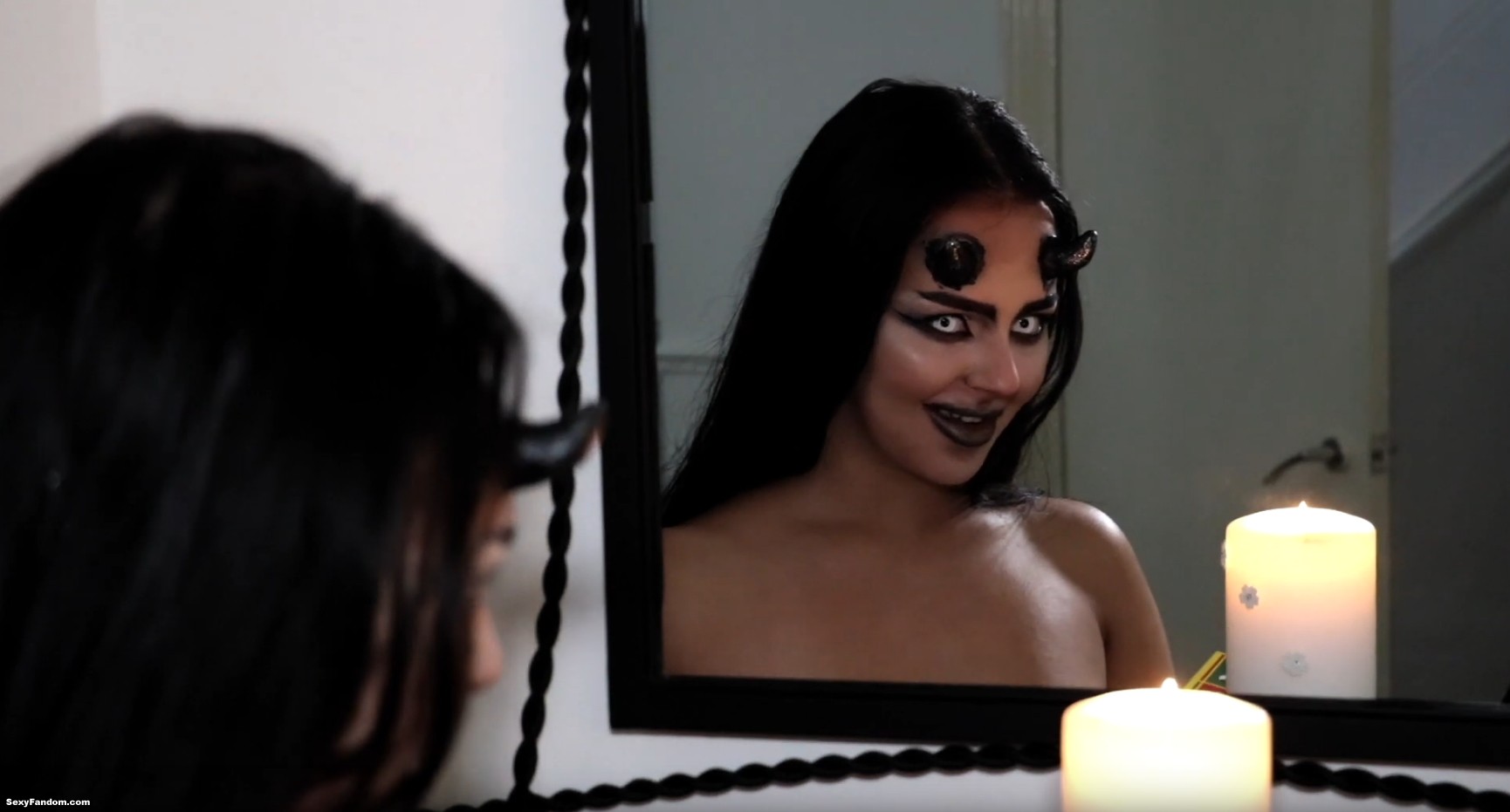 This Sexy Dark Angel Makeup Will Have You Feeling Devilish