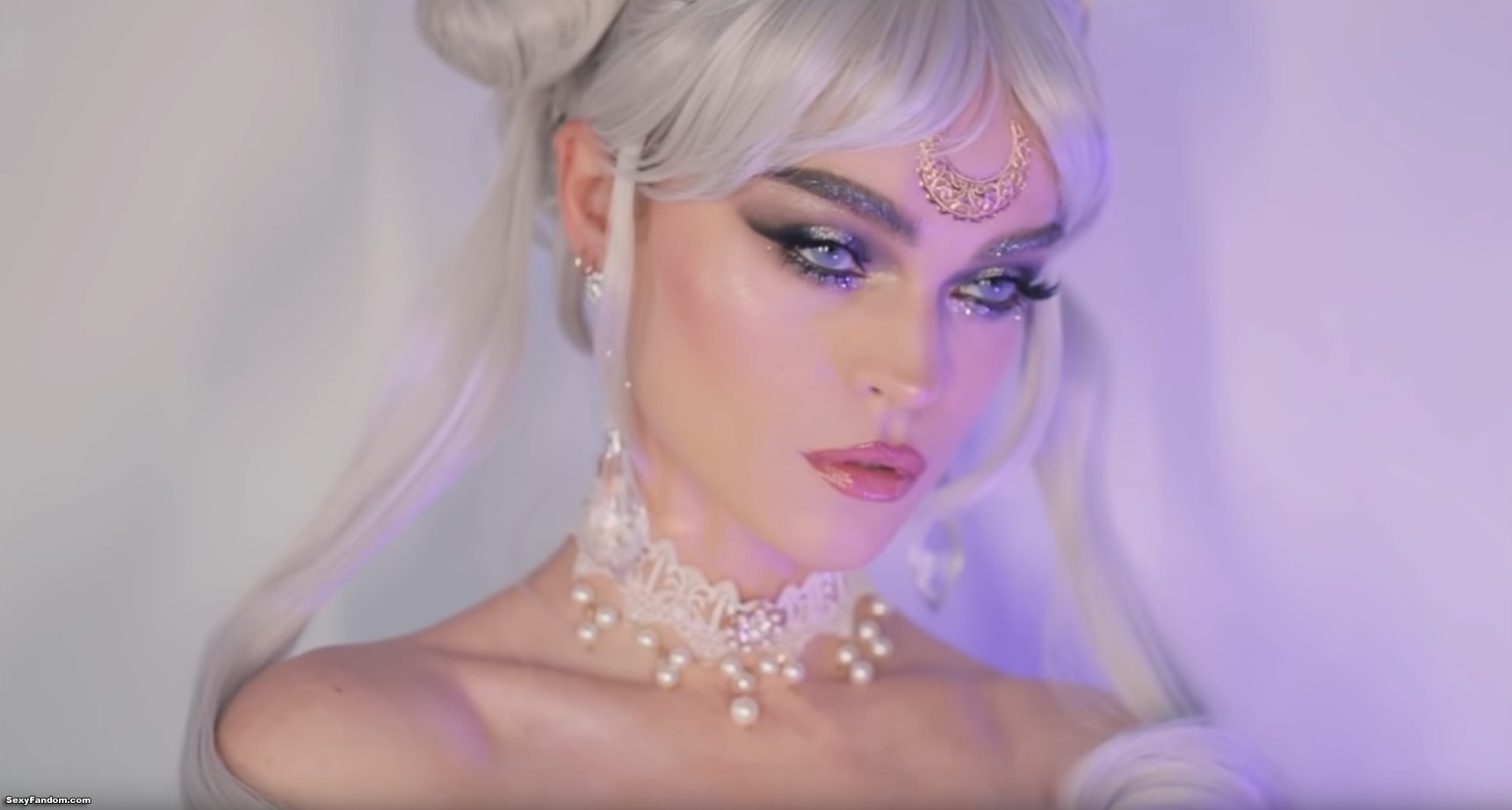 You Will Be Over The Moon For This Queen Serenity Look By PICTURRESQUE I Regina