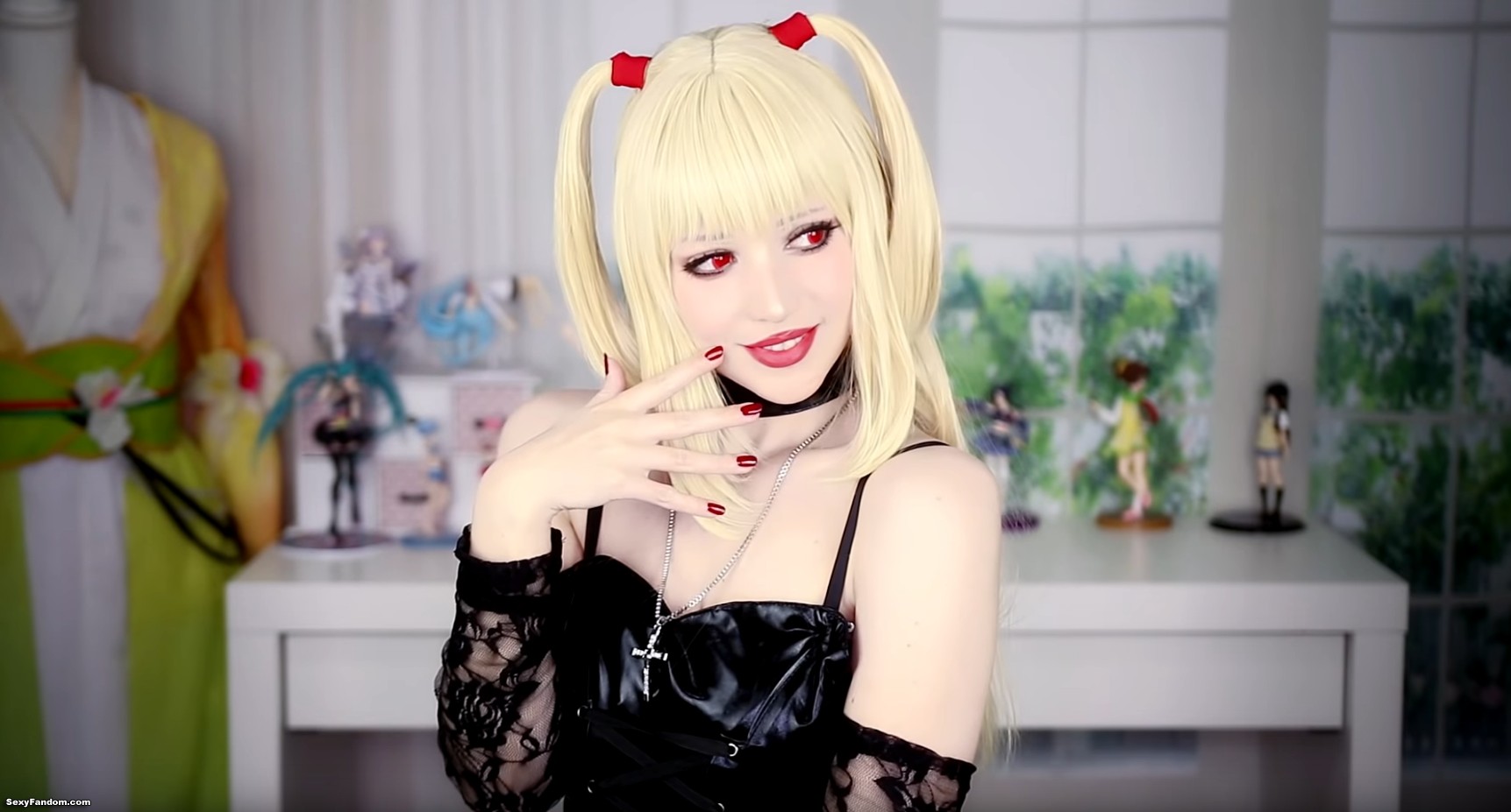 This Misa Amane Cosplay Makeup Will Have You Taking Names