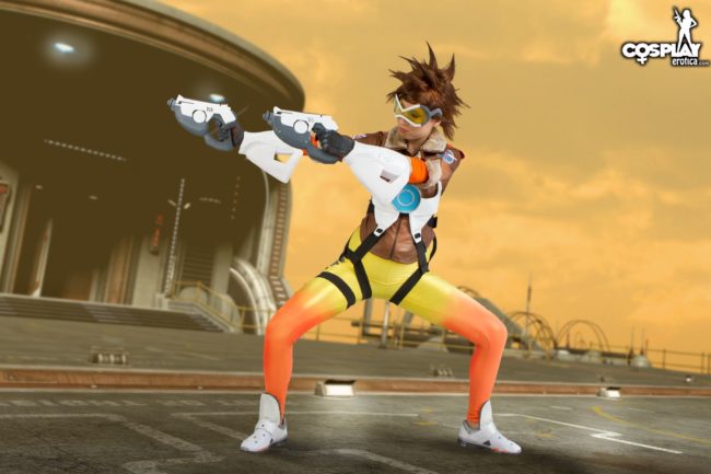Cosplay Erotica’s Stacy Looks Fantastic As Tracer From Overwatch