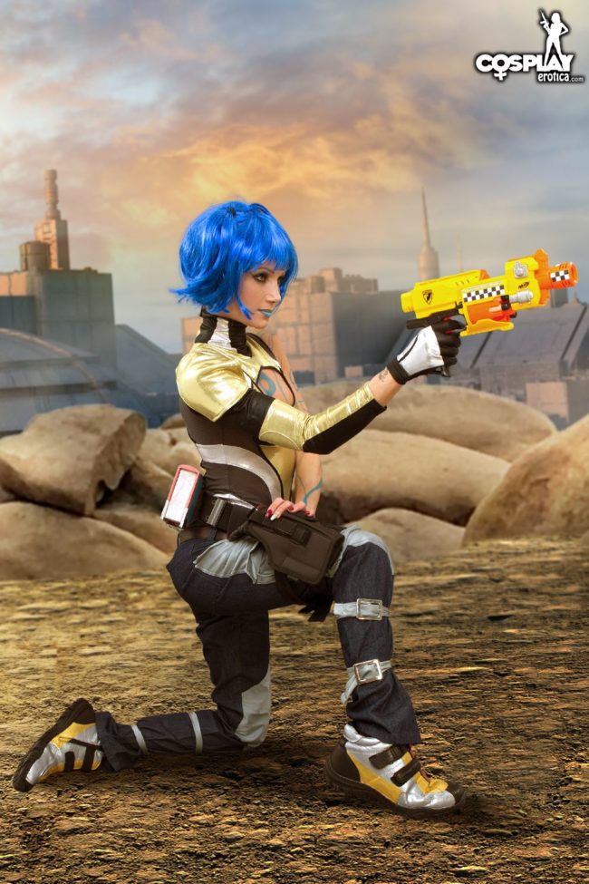 Cosplay Erotica and Zorah Are Ready To Shoot In The Borderlands