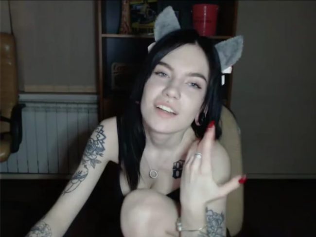 Have Yourself A Littleyoung_ Kitten Time