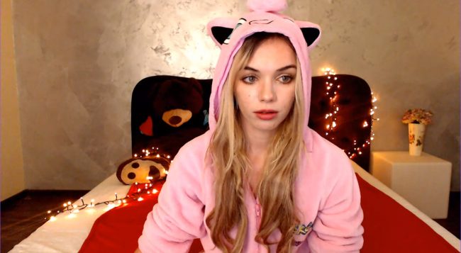 oo0o0pssso0ph Uses Her Jigglypuff Onesie And It's Super Effective