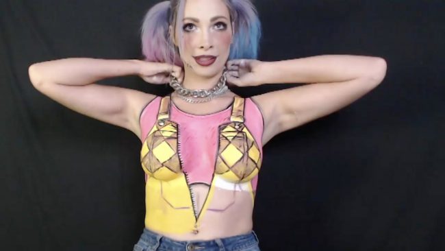 EliseRivers's Harley Quinn Body Paint Is Incredible