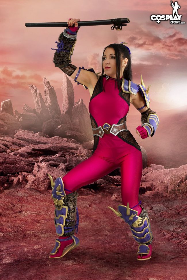 Cosplay Erotica’s Mea Lee is Wielding Rekkimaru