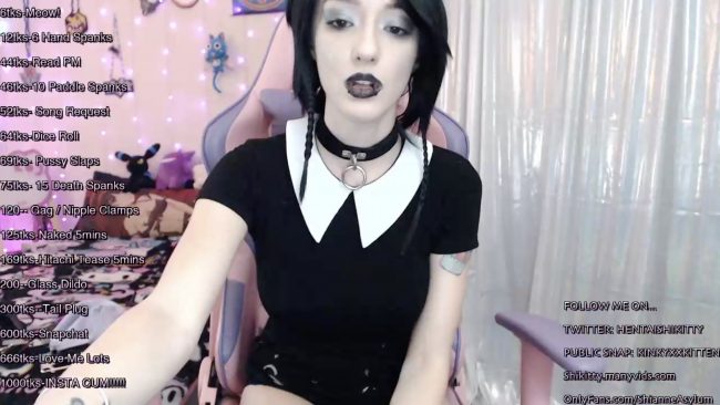 Hentaishikitty Looks Cute As Wednesday Addams