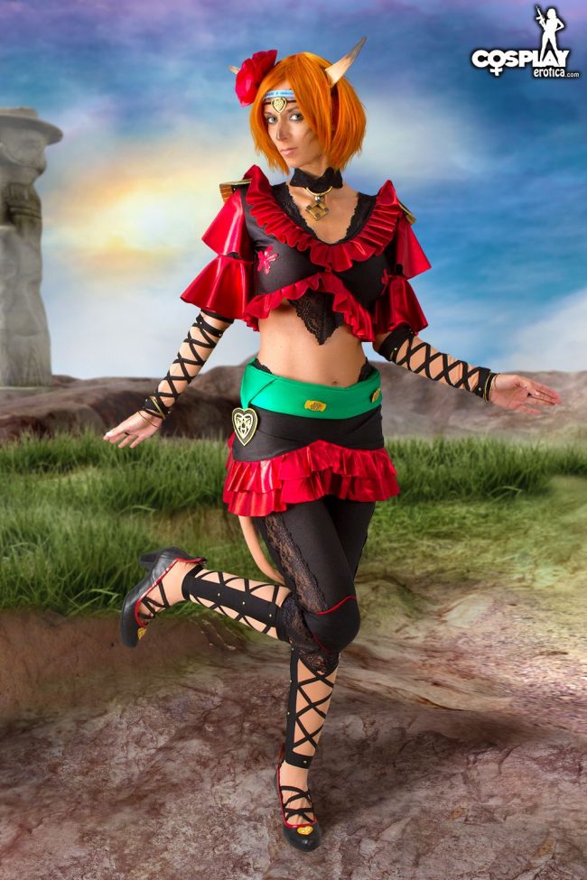 Cosplay Erotica’s Lana Looks Purrfect As Mithra