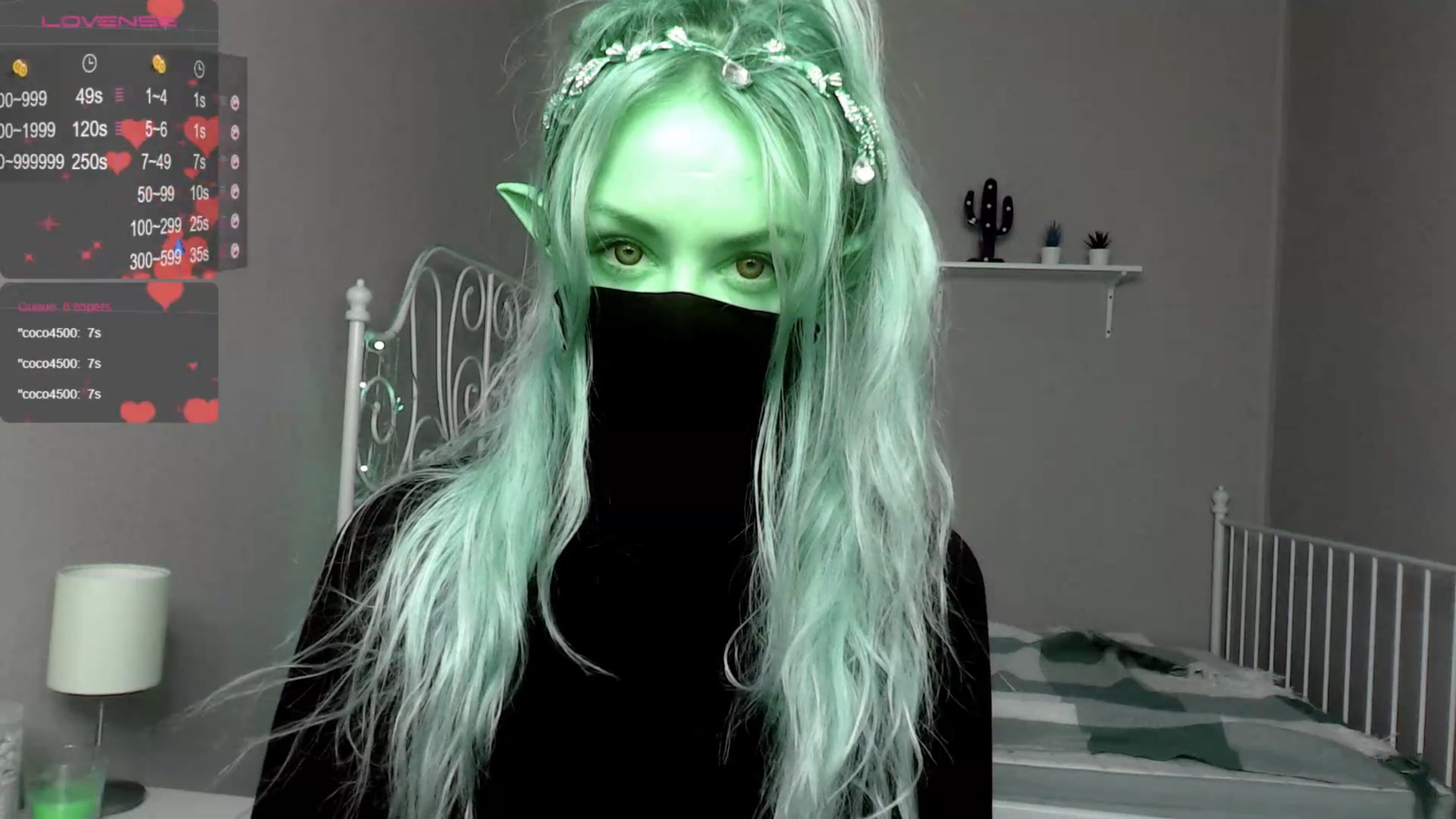 Elven_Dust Leaves Her Mask On