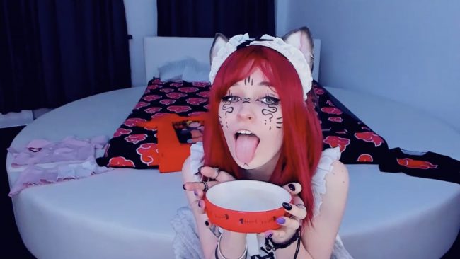 Kitty RonnieNeko Makes For A Purrfect Maid