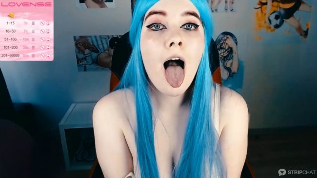 Melly_Welly Is A Dream Of Blue Beauty