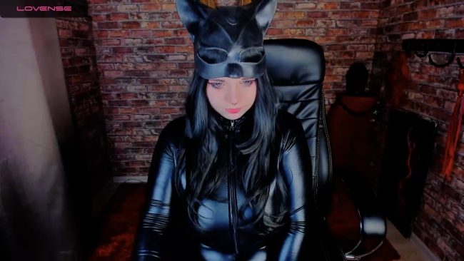 Yoki_Shizuko Is The Purrfect Catwoman