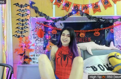 A Very Spidey Halloween With WeirdMe_