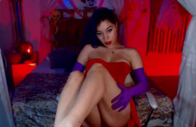 VioletAnders Does It Right As Jessica Rabbit