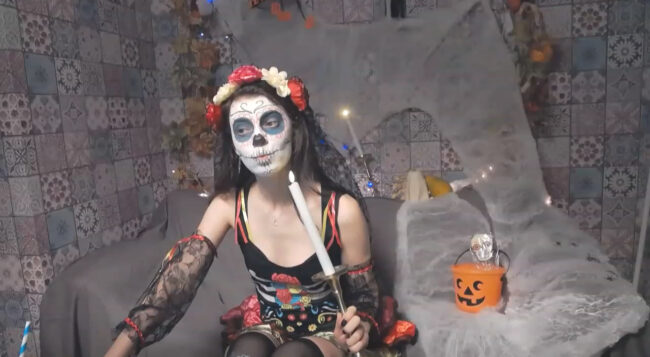 Sugar Skull MissAracely Looks Ready For Halloween