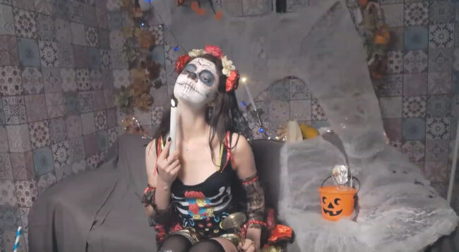 Sugar Skull MissAracely Looks Ready For Halloween
