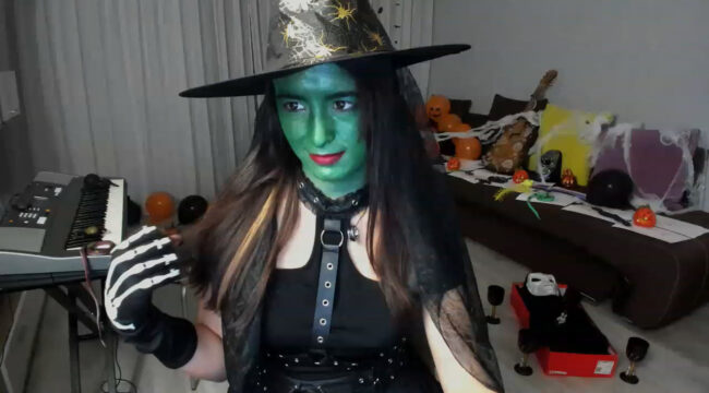 MisssJackson Is Looking To Cast Some Spells As A Witch