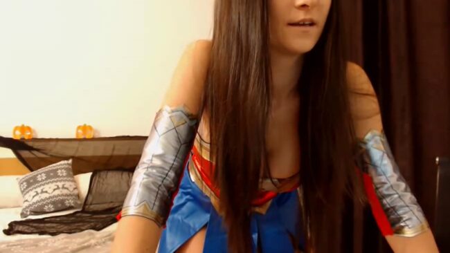 Wonder Woman Hunting_Lory Is Ready For Some Flirty Fun