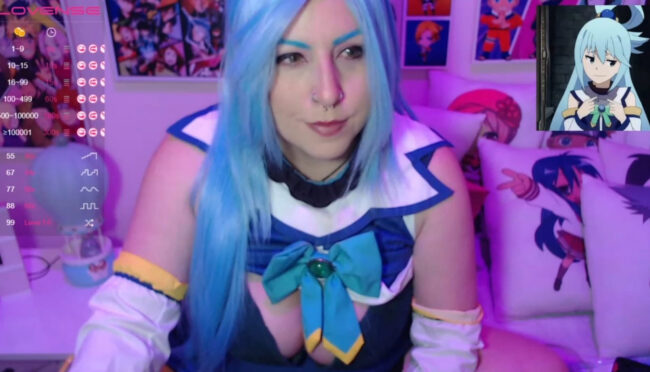 Cannddy_hot Shows Off Her Cute And Colorful Aqua