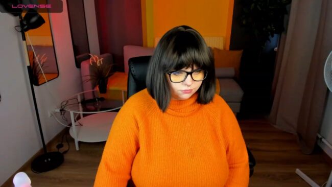 Yoki_Shizuko Has Some Mysteries To Solve As Velma