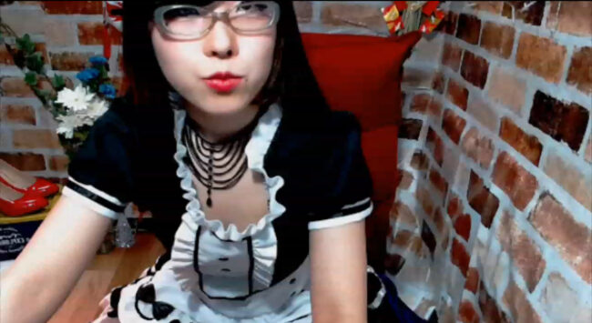 Meg_s2 Is Maid To Look Gothic