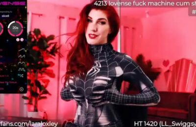 LaraLoxley’s Sexy Symbiote Suit