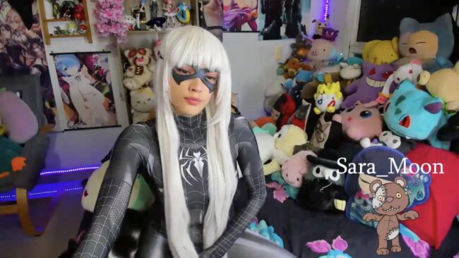 Sara_Skys Puts On The Symbiote Suit