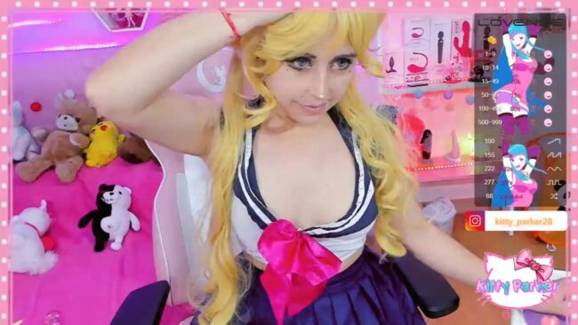 EmillyRogers Fights For Love And Beauty As Sailor Venus