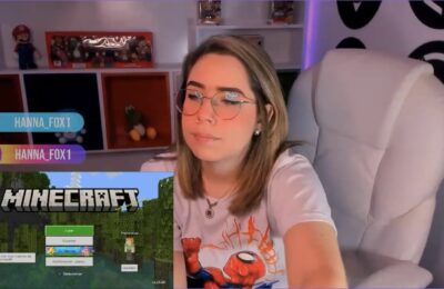 Hanna_foxxy Partakes In Some Minecraft-ing