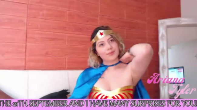 Arianatylerr’s Wonder Woman Cosplay Party