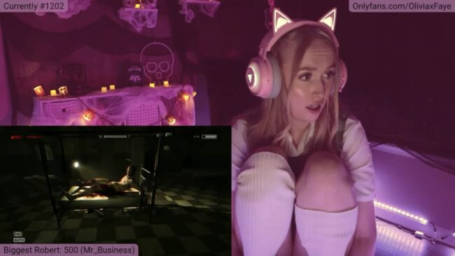 OliviaxFaye Tries To Last In Outlast