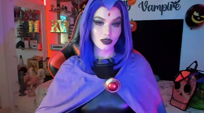 Kimmy_Vampire's Cute And Colorful Raven Cosplay