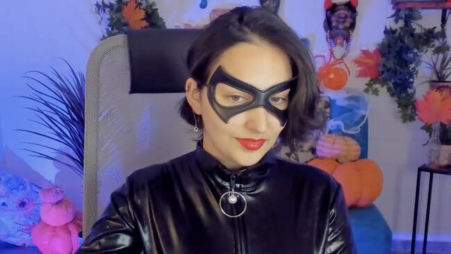 Ceceliajohnson Makes For A Purrfect Catwoman