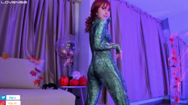 Gigi_Ulala Shows Off Her Dance Moves As Queen Mera