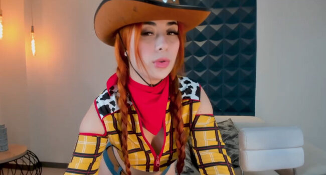 Madelinefox_ Springs To Life As Woody Just In Time For Halloween