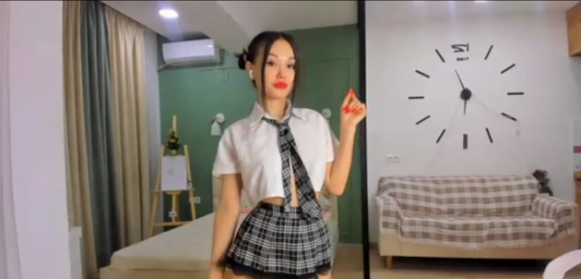 Japanesedream Seductive Schoolgirl Stream 